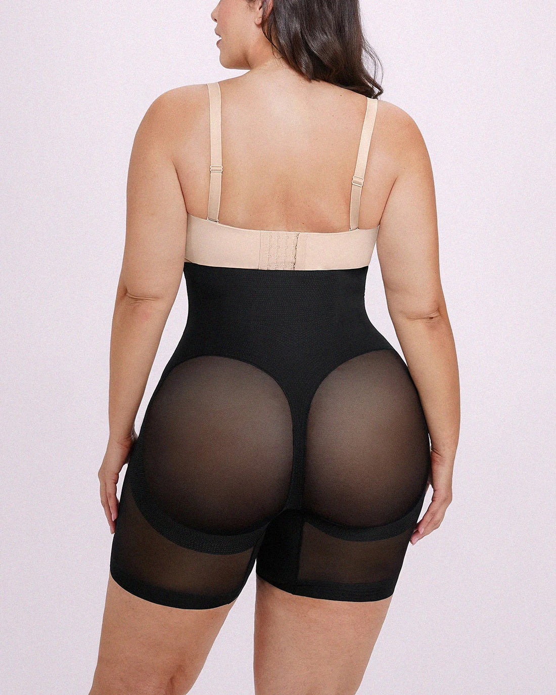 MeshSmooth™ High-Waisted Mid Thigh Short - Black