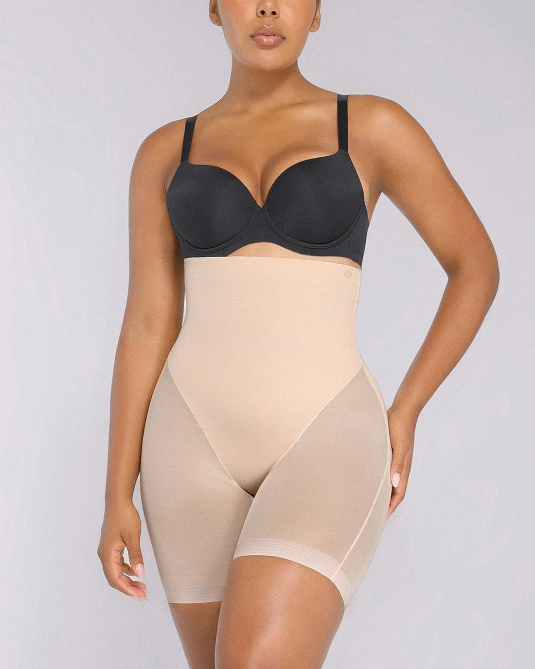 MeshSmooth™ High-Waisted Mid Thigh Short - Beige