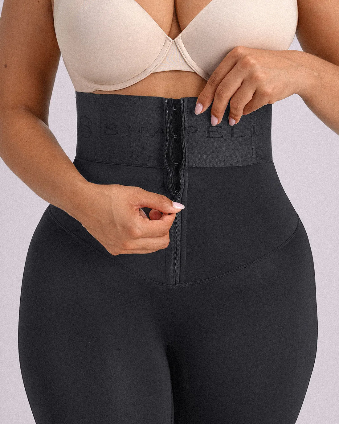 High-Waisted Full-Length Shaping Leggings - Black